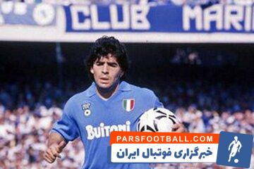 مارادونا ؛ باز شدن پنجره ساخته شده روی نقاشی صورت مارادونا در شهر ناپل