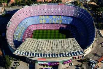 بارسلونا ؛ دفن اشیای خاطره‌انگیز مانند پیراهن و بازوبند کاپیتانی زیر چمن نیوکمپ