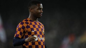 فاتی ؛ آنسو فاتی در آستانه ترک بارسلونا