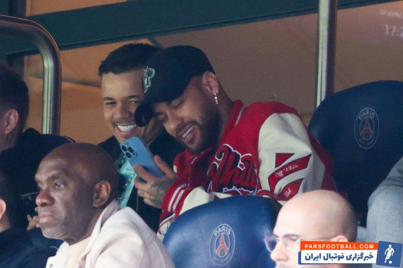 نیمار و تماشای دیدار مسی به همراه سوارز در چت تصویری