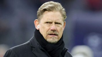 منچستریونایتد؛ اشمایکل : واکنش آنتونی را دوست ندارم، این دیوانه کننده است