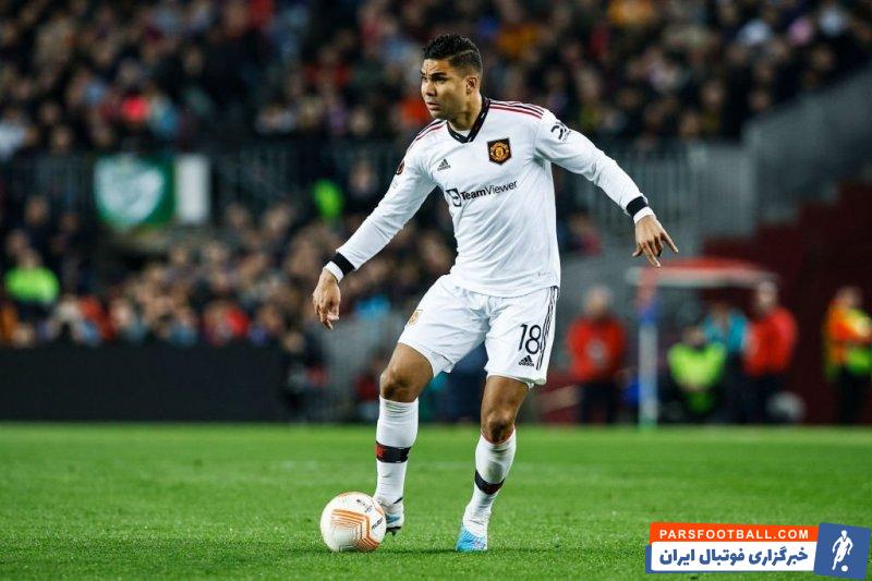 کاسمیرو ؛ گری نویل : کاسمیرو یونایتد را 30 درصد بهتر میکند