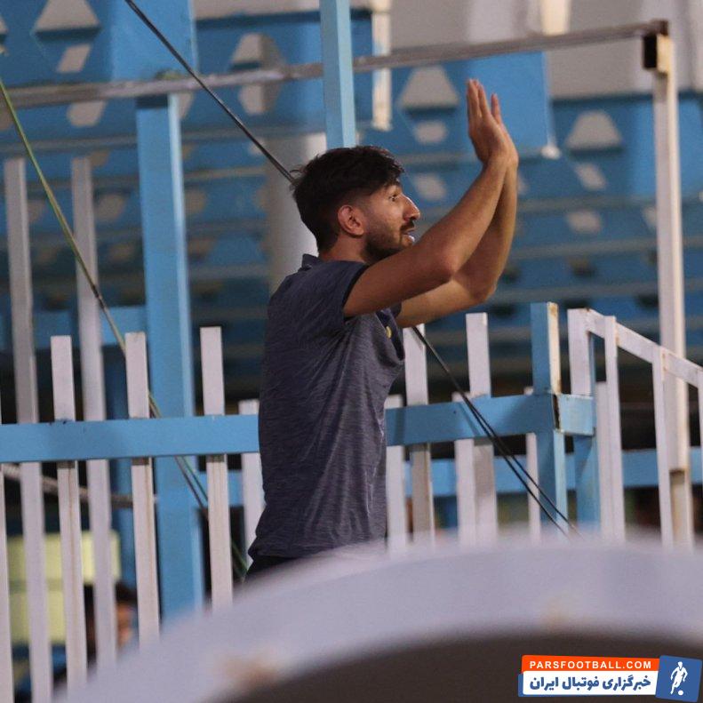 مغانلو ؛ حضور مغانلو روی سکو ها در دیدار برابر نفت مسجد سلیمان 