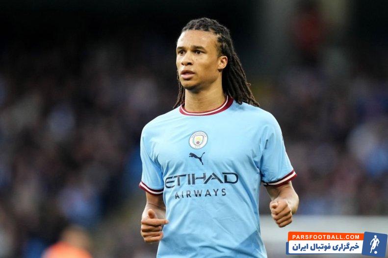 منچسترسیتی ؛ آکه : هالند سزاوار هر چیزی است که به دست میآورد