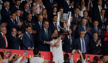 رئال مادرید ؛ پیام توئیتری بارسلونا : تبریک به رئال مادرید؛ قهرمان کوپا دل ری