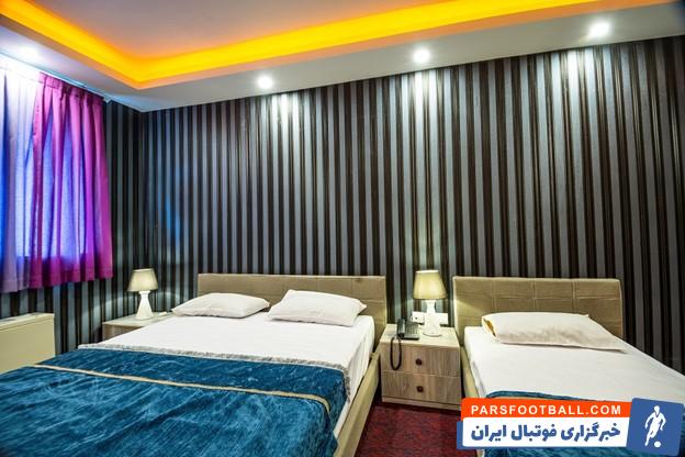 مرداب کندوچال چالوس و نیلوفرهای جذاب آن