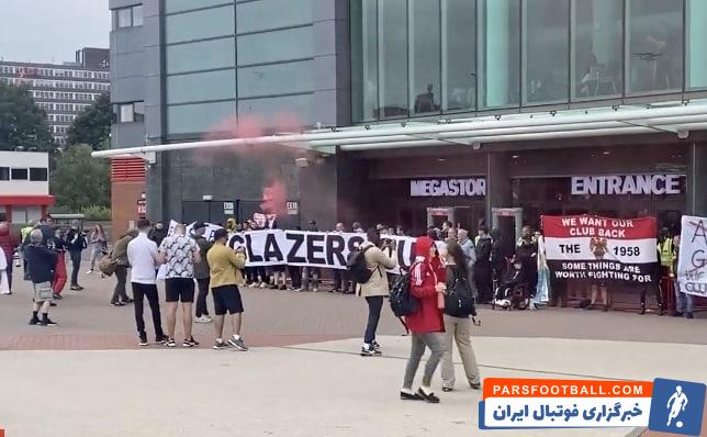 منچستریونایتد ؛ اعتراض طرفداران منچستریونایتد علیه گلیزرها 