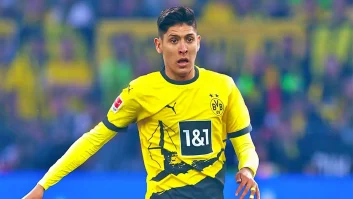 عملکرد ادسون آلوار گزینه خرید دورتموند از آژاکس