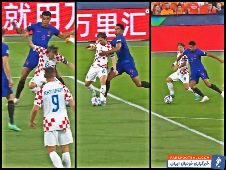 هلند ؛ توپ ربایی مودریچ از کودی خاکپو در دیدار هلند- کرواسی 