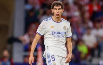 وایخو با وجود پیشنهاد های بسیار قصد ترک رئال مادرید را ندارد