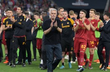 رم ؛ مورینیو : داور اسپانیایی به نظر میرسید