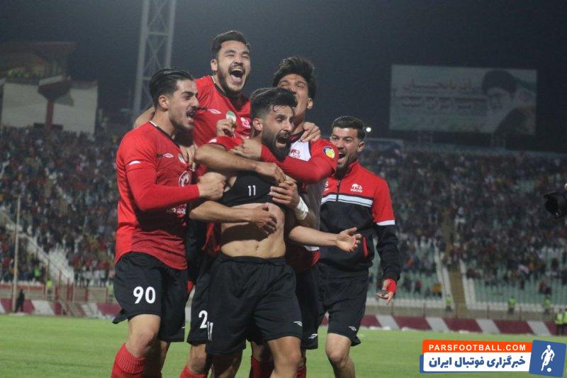 تراکتور به دنبال جذب چهار بازیکن خارجی