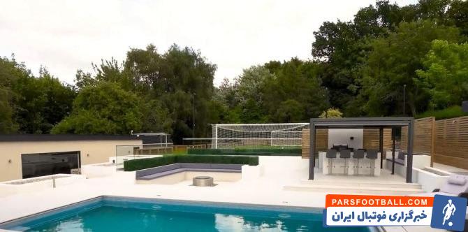 مدیسون ؛ جدایی مدیسون از عمارت مجللش در لستر