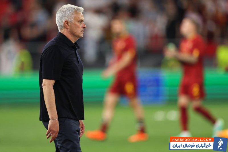 رم ؛ اشک های ژوزه مورینیو پس از شکست برابر سویا در فینال لیگ اروپا