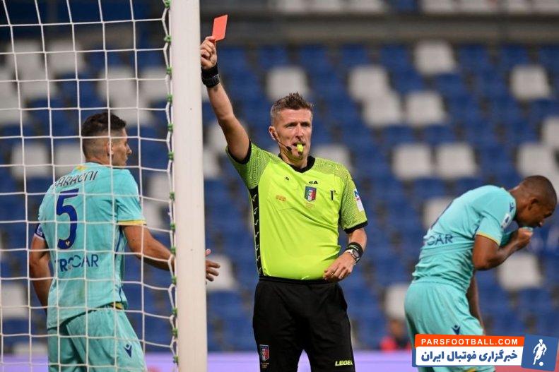 گرفتن توپ با دست از سوی داویده فرائونی در دیدار با اسپتزیا