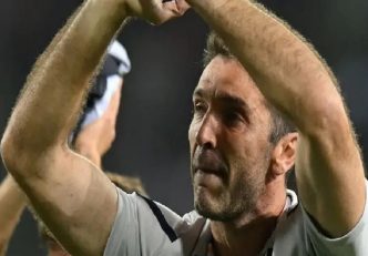 بوفون و رد پیشنهاد عربستان به دنبال بازنشستگی از فوتبال