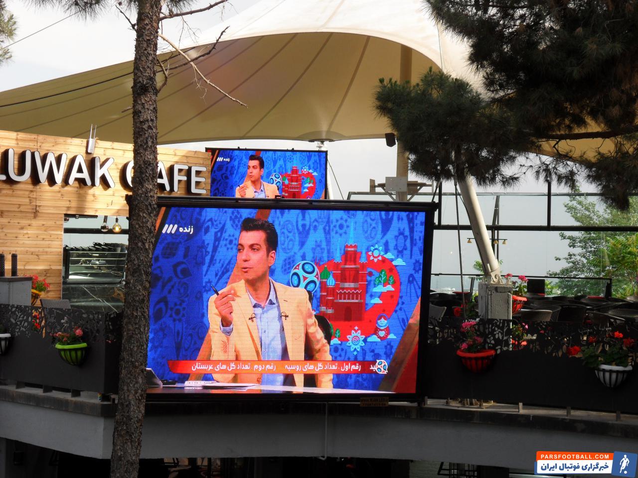 چه تلویزیون شهری مناسب اماکن ورزشی هستند