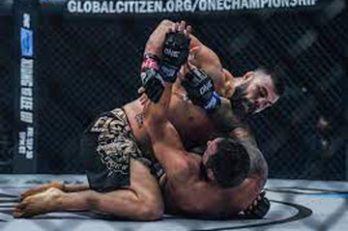 علی اکبری ؛ پاداش 50 هزار دلاری برای امیر علیاکبری