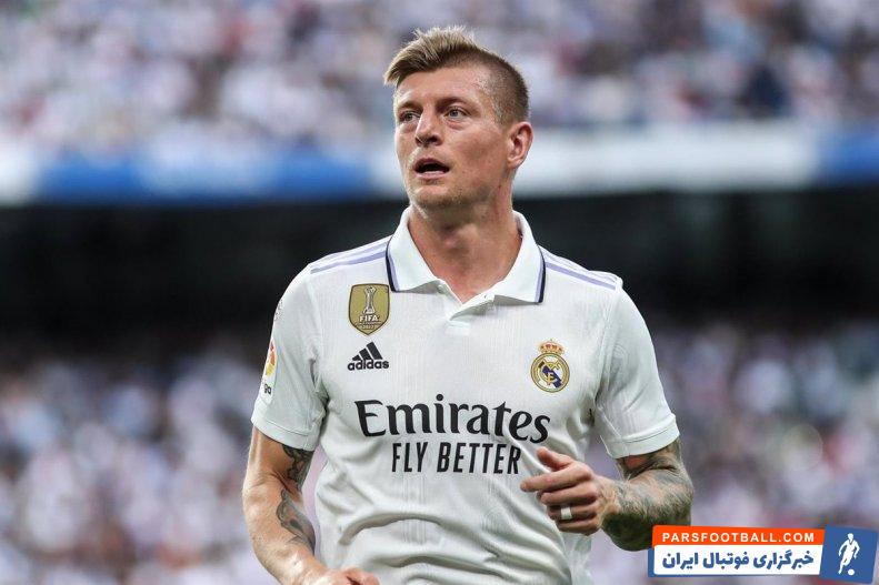 کروس : همسرم به من اجازه داد. بنابراین اجازه یافتم یک سال دیگر ادامه دهم