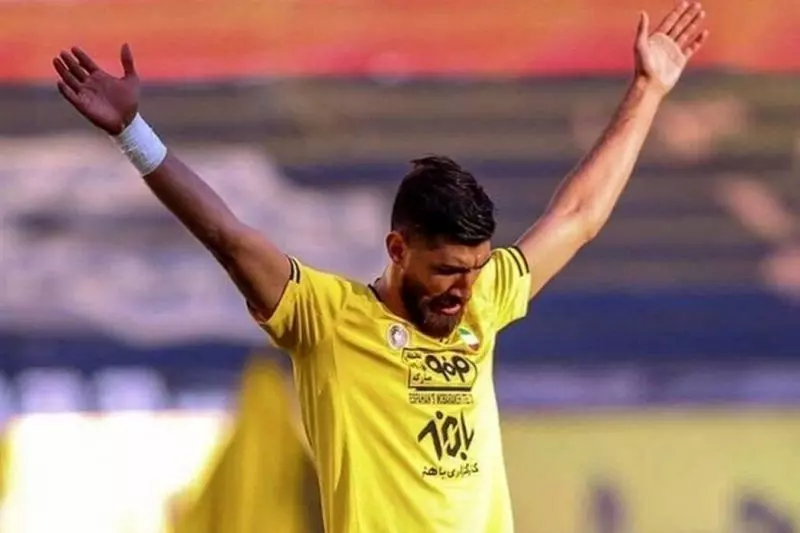 شهریار مغانلو در تیم سپاهان ماندنی شد