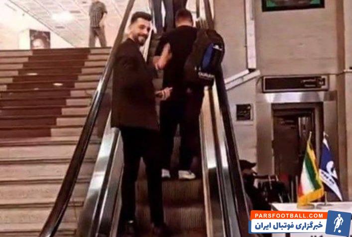 عبدی ؛ تصویری از مهدی عبدی در فرودگاه برای پرواز به سمت تبریز