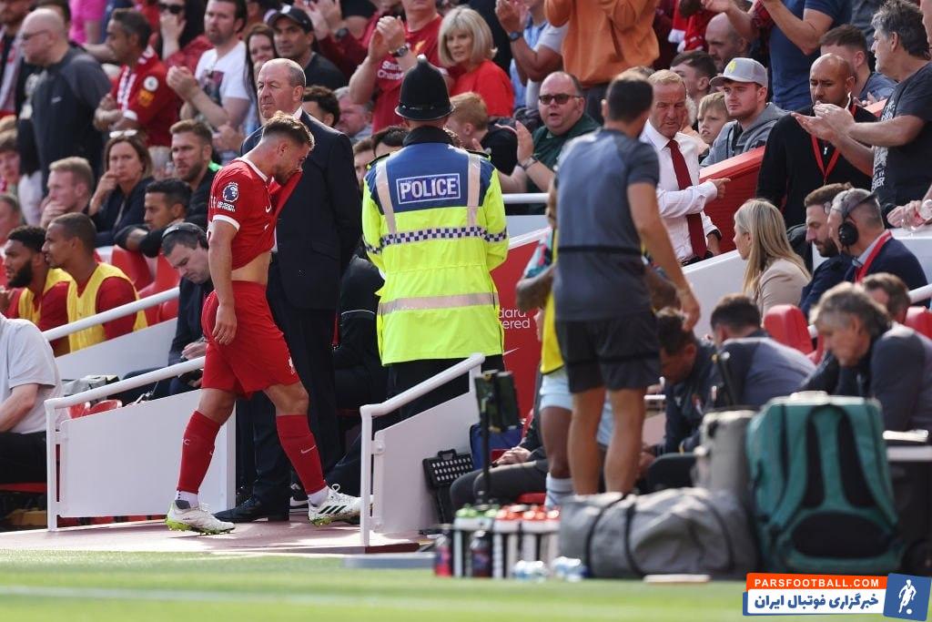 لیورپول ؛ اخراج الکیسیس مک‌آلیستر در اولین بازی اش در آنفیلد برای لیورپول 