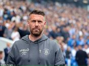 چلسی ؛ راب ادواردز سرمربی لوتون تاون : میخواهیم به زمین برویم و برنده شویم