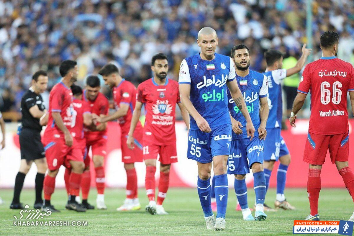 یک بازیکن دیگر هم تهدید کرد؛ دیگر به ایران برنمی‌گردم/ استقلال باید همه پولم را بدهد!