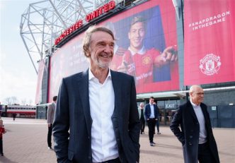 منچستریونایتد ؛ سِر جیم رتکلیف همچنان به دنبال خرید منچستریونایتد