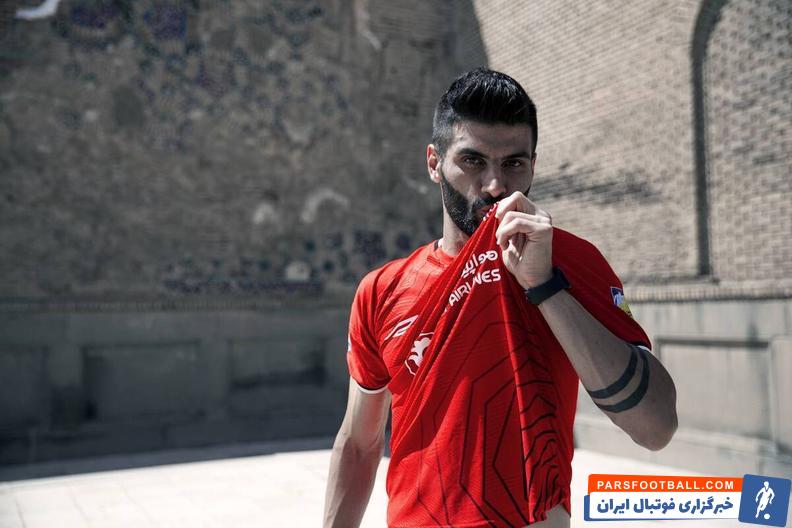 سعید آقایی از لیست بازیکنان تیم فوتبال تراکتور خارج شد