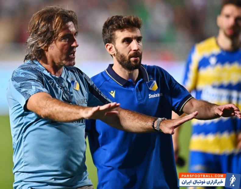 ساپینتو ؛ هواداران آپوئل و پرتاب اشیا به سمت ساپینتو پس از باخت در دربی