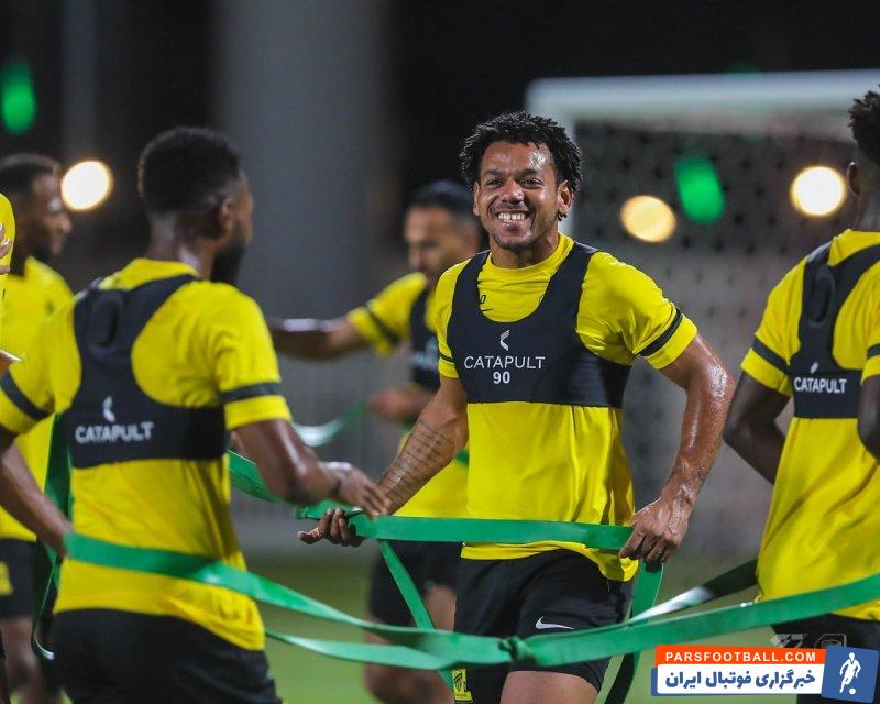 عربستان ؛ الاتحاد اجازه جدایی به رومارینیو نداد