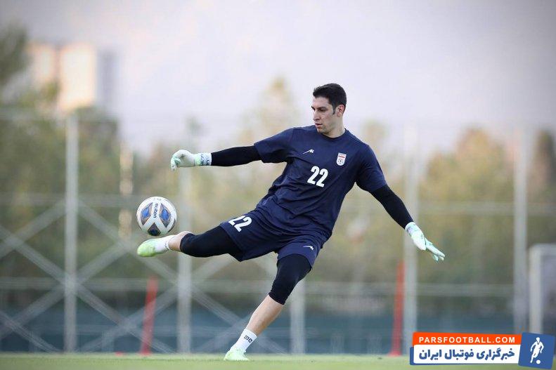 اخباری ؛ محمدرضا اخباری با روحیه بالا در تمرینات تیم ملی 