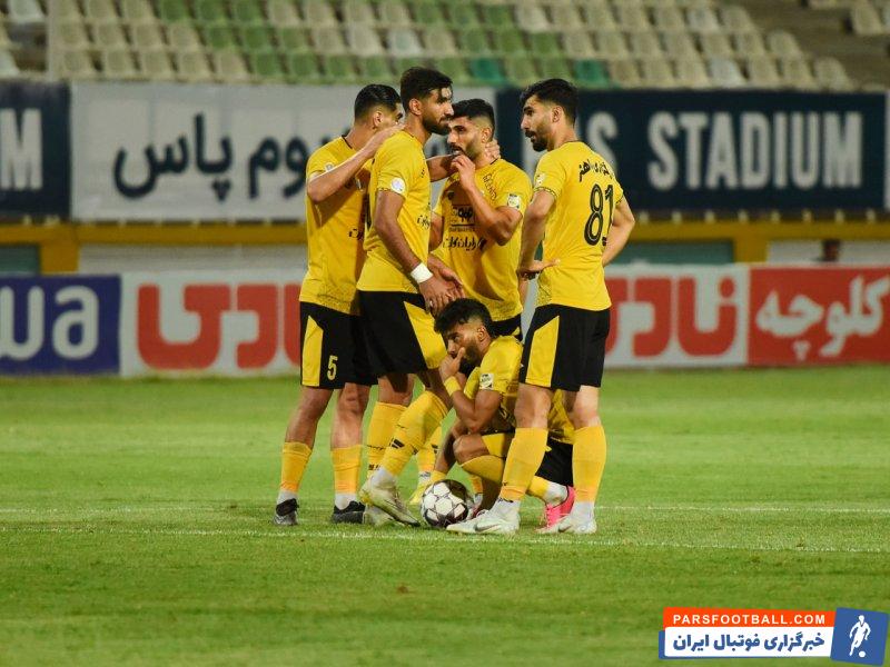 سپاهان ؛ غیبت 11 بازیکن سپاهان برای دیدار دوستانه برابر زنیت