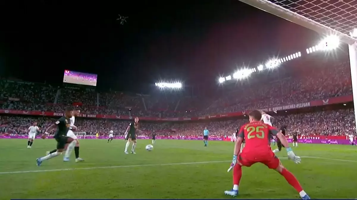 رئال مادرید ؛ وینیسوس جونیور بازیگر اصلی درگیری بین بازیکنان سویا و رئال