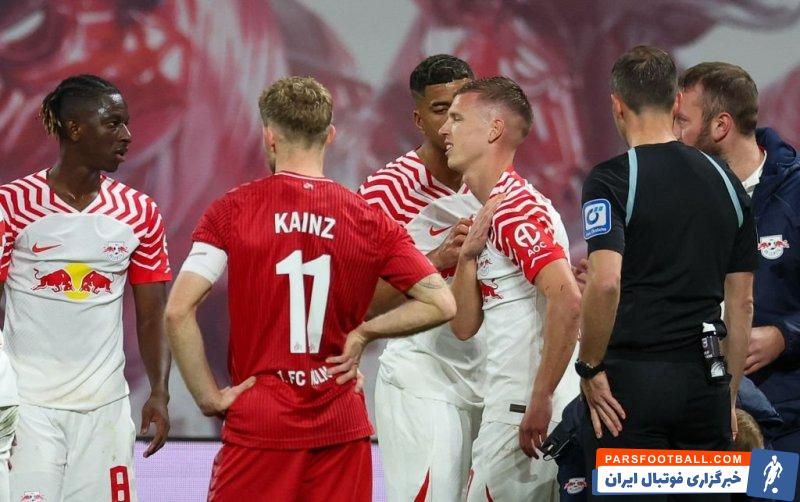 لایپزیگ ؛ مصدومیت سنگین اولمو هافبک لایپزیگ در دیدار با کلن