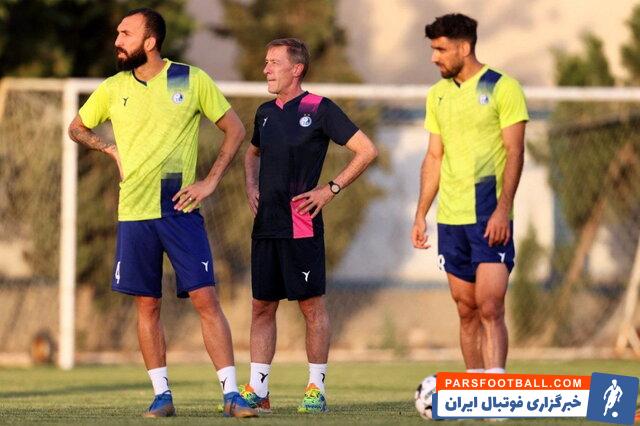یوسو سسما و آنتونی مربی های بدنساز استقلال در تمرینات حضور یافتند