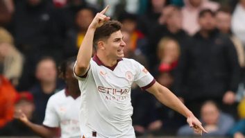 آلوارس مورد توجه رئال مادرید و بارسلونا