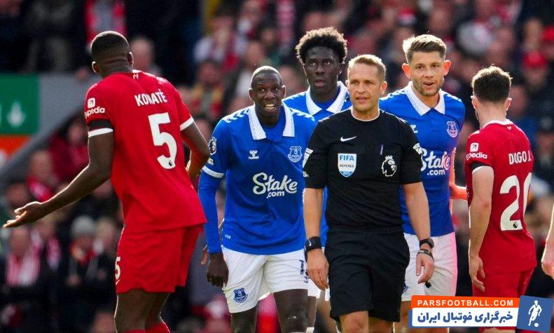 صلاح ؛ ریو فردیناند : کوناته باید از زمین بازی اخراج می‌شد