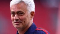 رم ؛ اخراج مورینیو به خاطر تمسخر سرمربی مونزا