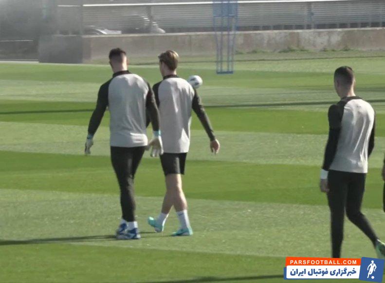 بارسلونا ؛ لواندوفسکی، پدری، ژول کنده و فرانکی دی یونگ در تمرینات گروهی بارسلونا 