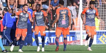 برست ؛ حمله هواداران مون پلیه به اتوبوس هواداران برست با سنگ