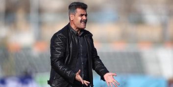 سیروس پورموسوی سرمربی استقلال خوزستان با محرومیت رو به رو شد