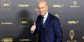 فوتبال ؛ رای های زیدان به بینگام، پدر و کاماوینگا در جایزه بهترین بازیکن جوان دنیا