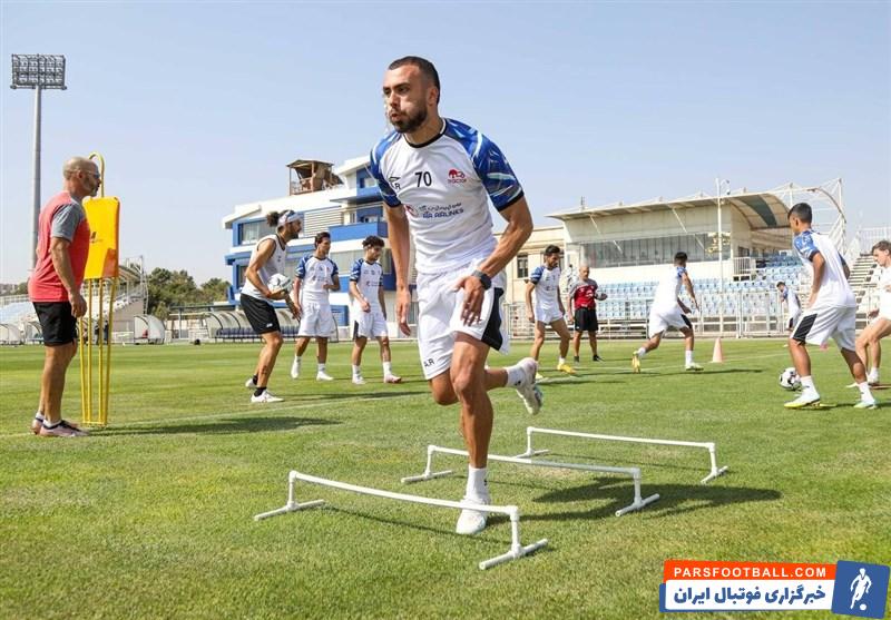 رستمی مهاجم تراکتور : هدف ما قهرمانی است و برای برد استقلال به تهران می رویم