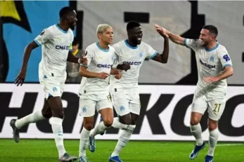 آاِک آتن در حضور ستاره ایرانی مقابل حریفش شکست خورد