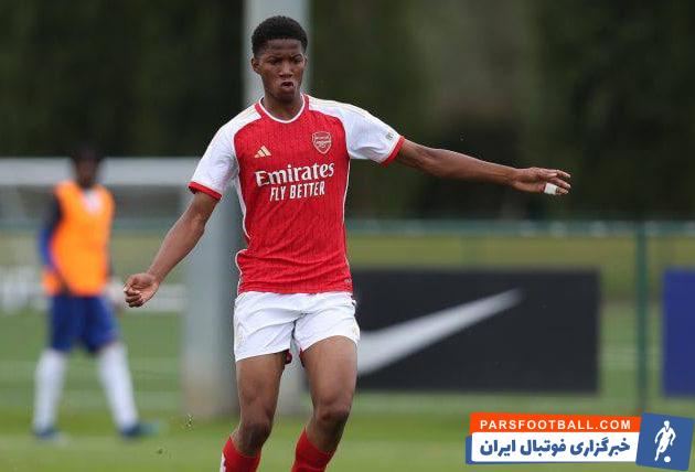 مارتین ؛ برد 14 بر 0 زیر 15 سال آرسنال برابر زیر 15 سال لیورپول