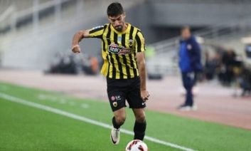 آاِک آتن در حضور ستاره ایرانی مقابل حریفش به برتری رسید