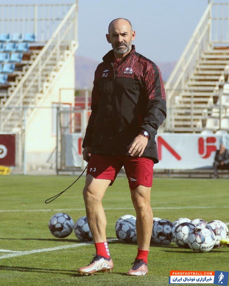 خمس ؛ پاکو خمس با چهره جدی و پر انگیزه در تمرین تراکتور