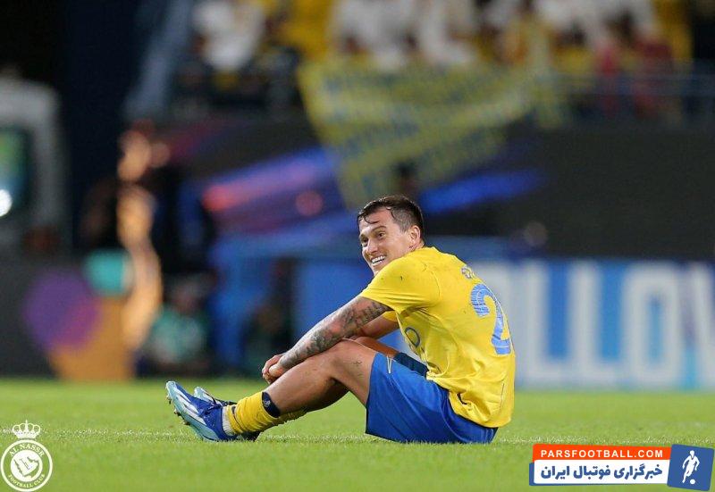 اوتاویو ؛ برخورد گرم اوتاویو ستاره النصر با بازیکنان پرسپولیس در پایان بازی